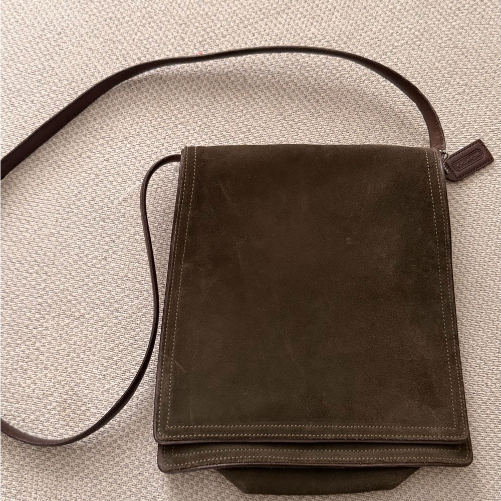 Rare Vintage Coach Olive Suede Leather Crossbody Bag - Picture 2 of 12
